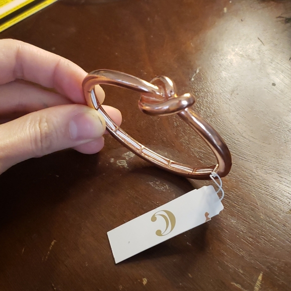 Rose Gold Knot Bracelet - Picture 3 of 7